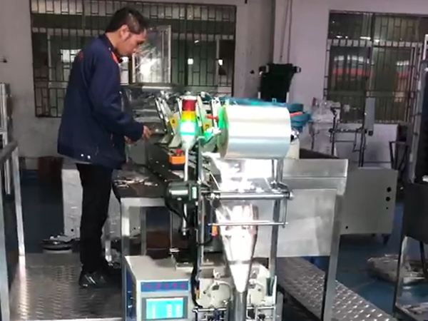 全自動包裝機的操作流程及注意事項